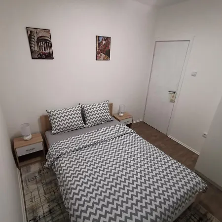 Daire White House Ns *