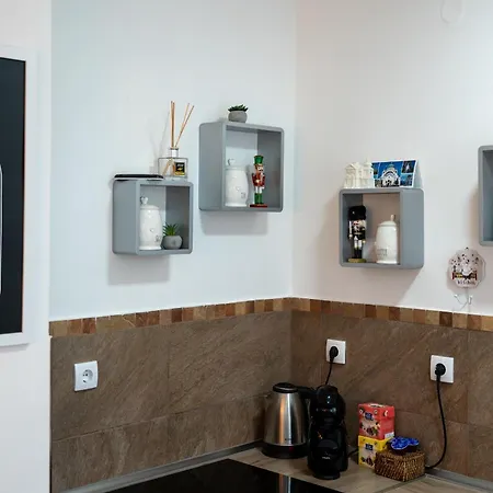 White House Ns Daire