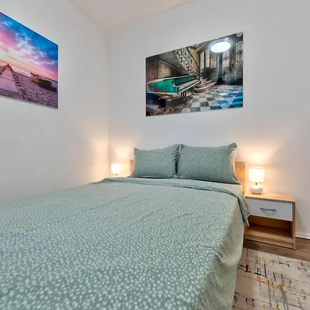 Apartment White House Ns *