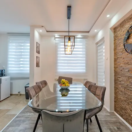 Apartment White House Ns Novi Sad